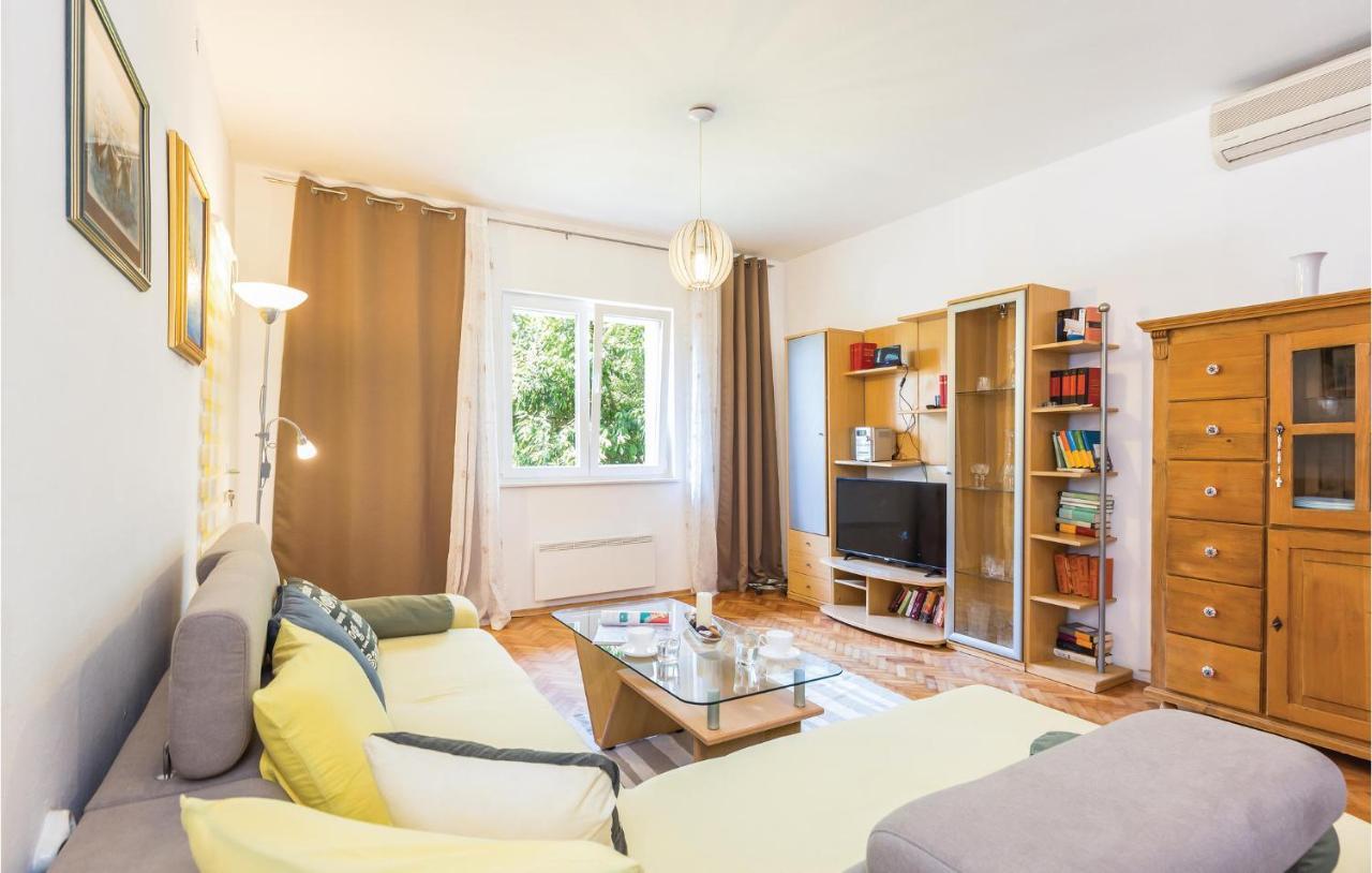 Lovely Apartment In Makarska With Wifi 외부 사진