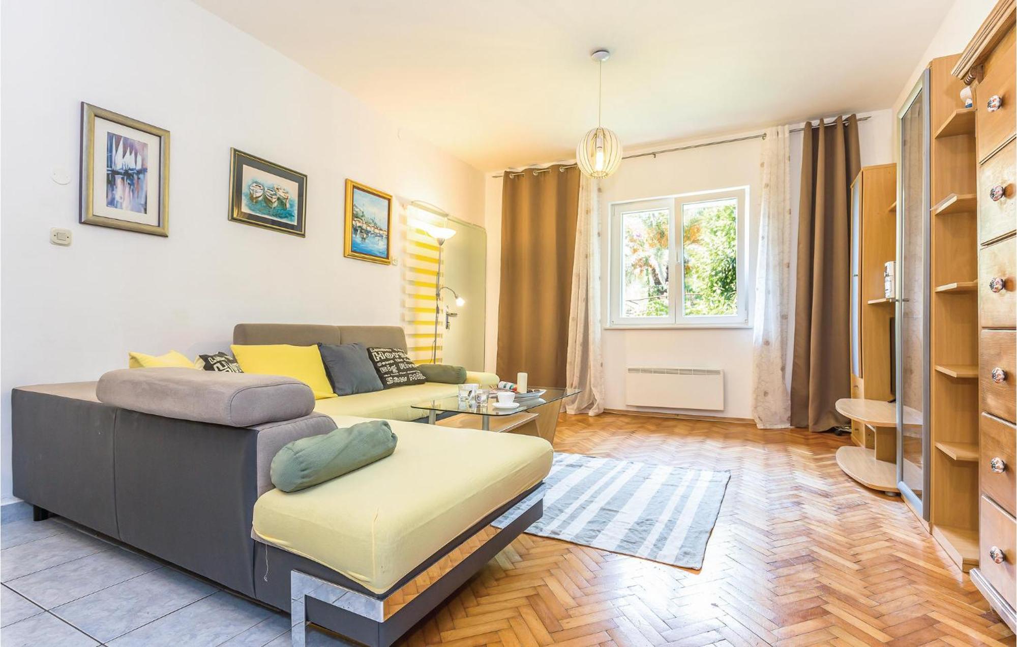 Lovely Apartment In Makarska With Wifi 외부 사진