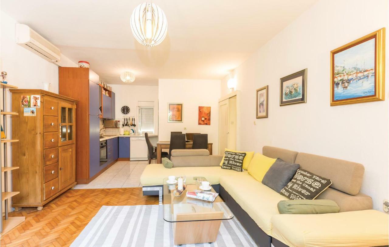 Lovely Apartment In Makarska With Wifi 외부 사진